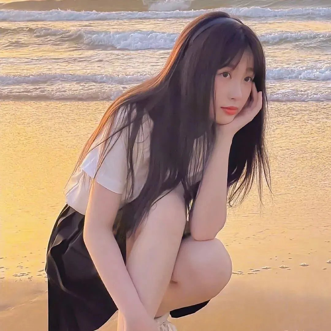 穿黄靴子的女孩